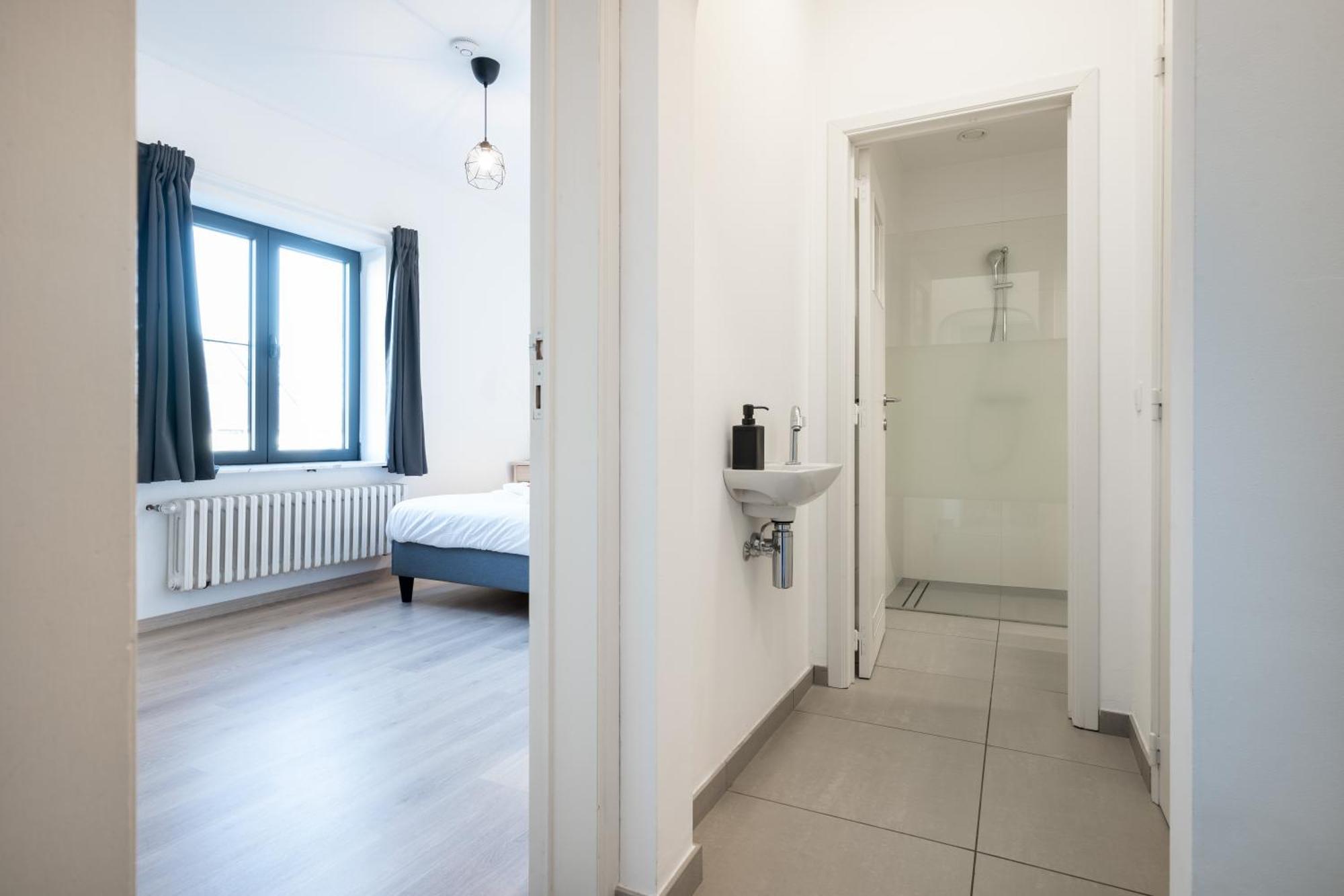 General Sixty-Seven By Romy&Travis Hotel Bruges Exterior photo